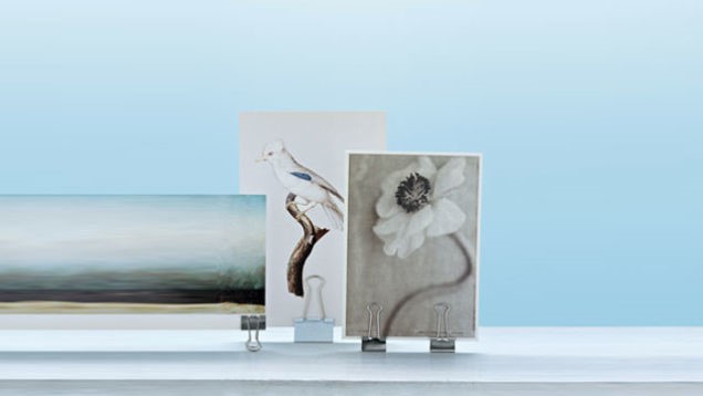 Image Via http://lifehacker.com/5927857/top-10-diy-miracles-you-can-accomplish-with-a-1-binder-clip