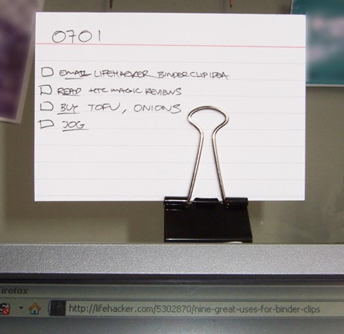 Image Via http://lifehacker.com/5302870/nine-great-uses-for-binder-clips