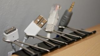 Image via http://lifehacker.com/5927857/top-10-diy-miracles-you-can-accomplish-with-a-1-binder-clip